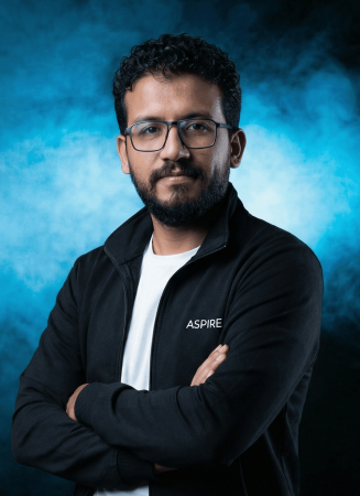 الكابتن أحمد هشام - مدرب كاراتيه الكوميتيه